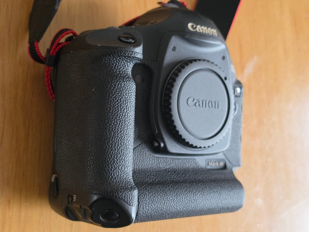 Foto 12 van Canon EOS-1D mark III