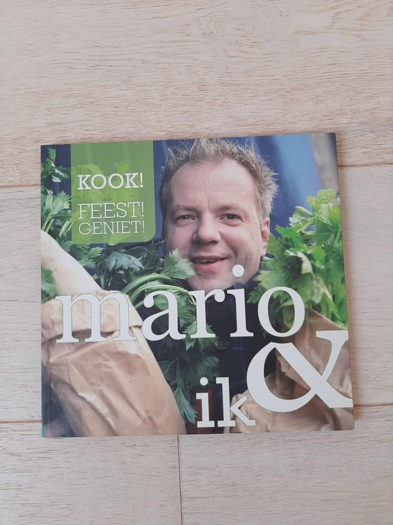 Mario & Ik, Deel 2: KOOK! FEEST! GENIET! - 9789043911368, Ophalen of Verzenden, Zo goed als nieuw