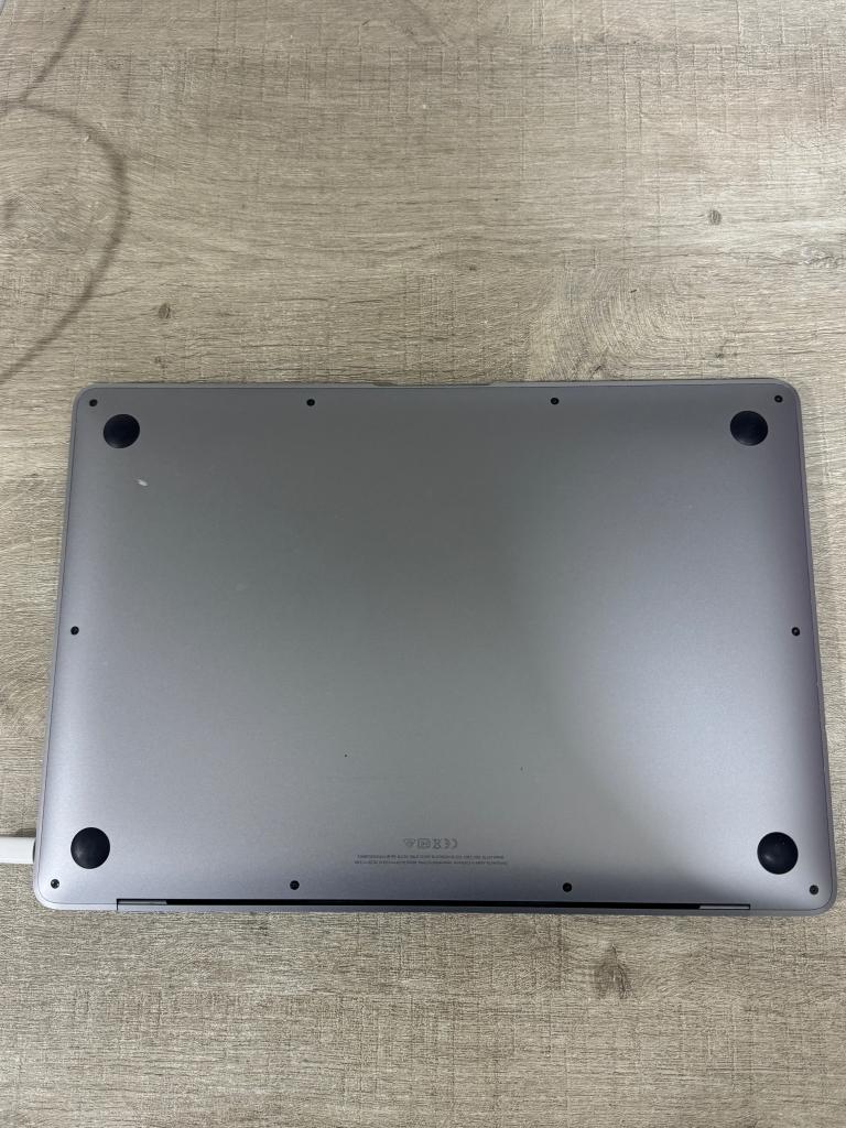 Macbook Air 13" 2020 M1 16GB+512GB SpaceGray Garantie B, Gebruikt, 13 inch, 512 GB, 1 Apple Park Way in Cupertino
