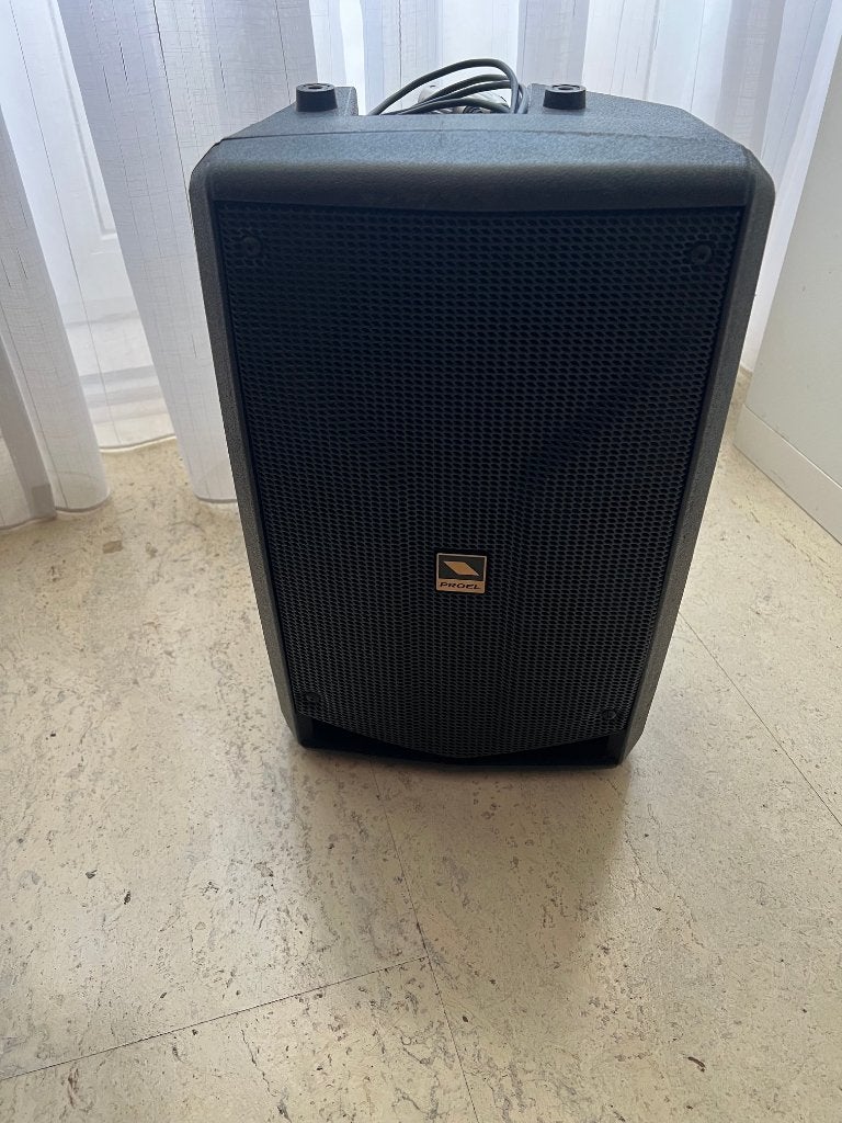 PROEL FLASH 8 V2 ACTIEVE SPREKER, Gebruikt, Ophalen of Verzenden, Draagbare speaker, 150 watt of meer