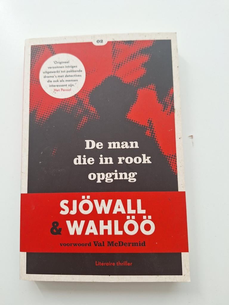 De man die in rook opging - Sjöwall & Wahlöö, Boeken, Detectives, Ophalen of Verzenden, Gelezen, Sjöwall & Wahlöö