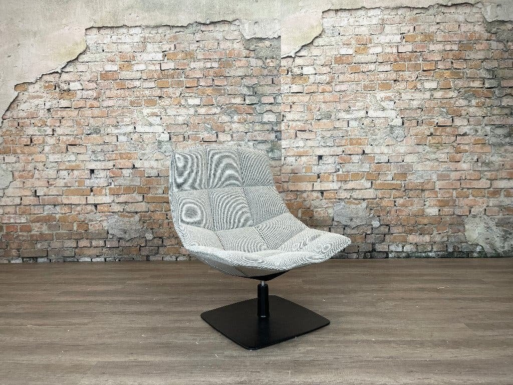 Walter Knoll Jehs+Laub Swivel Lounge Chair bij TheReSales, Ophalen, Design, 75 tot 100 cm, Zo goed als nieuw