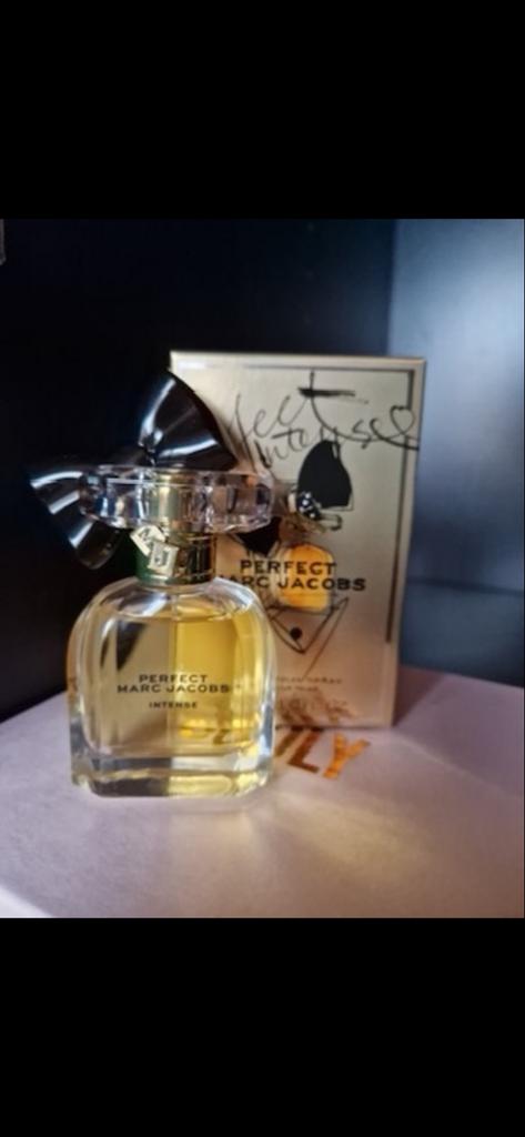 Perfect Marc Jacobs Intense parfum 30ml, Sieraden, Tassen en Uiterlijk, Uiterlijk | Parfum, Ophalen of Verzenden, Gebruikt