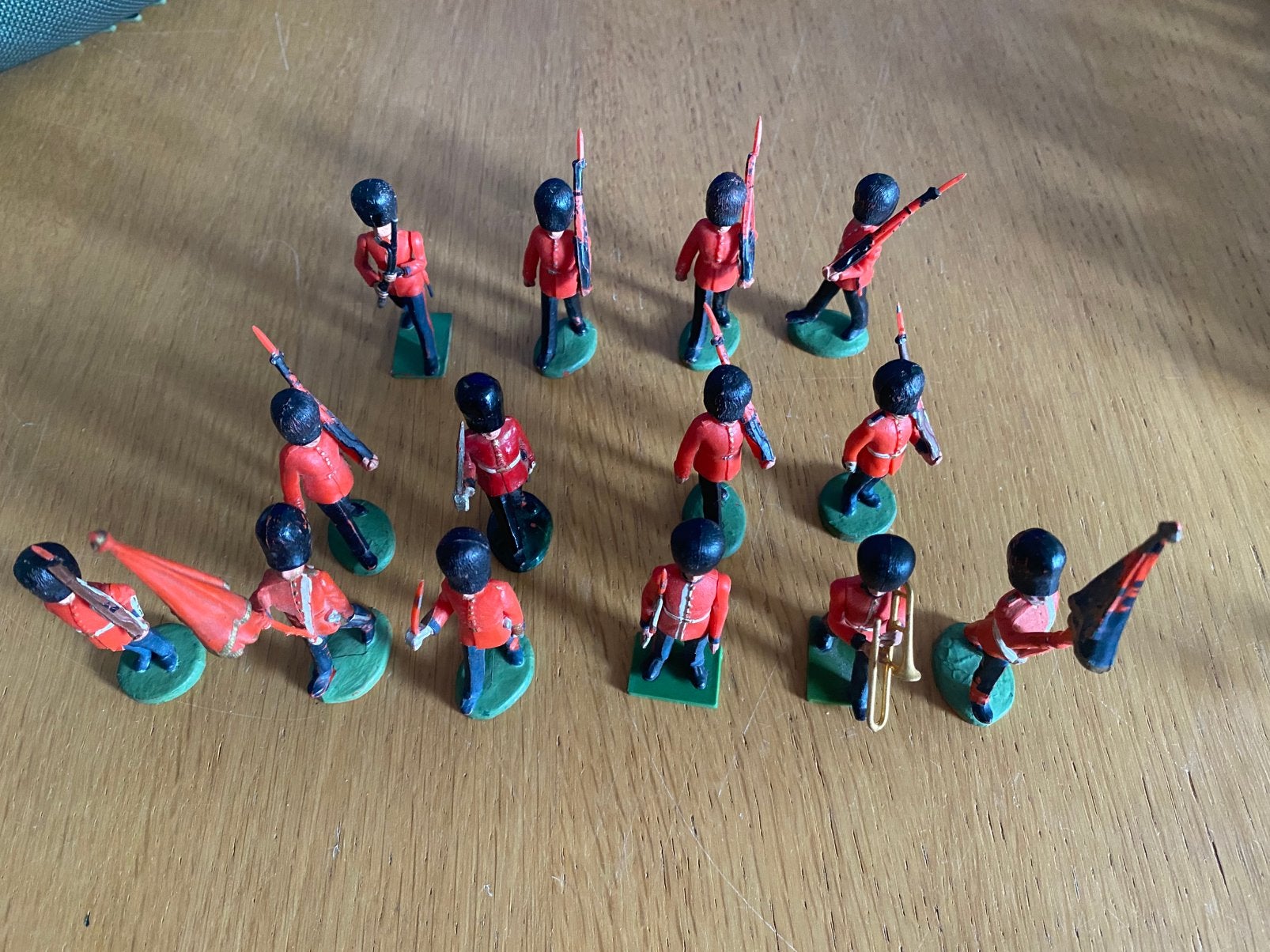 Britains - 14 soldaatjes, Verzamelen, Poppetjes en Figuurtjes, Ophalen of Verzenden, Zo goed als nieuw