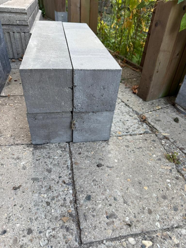 Linea, stappel blokken, 12x12x60 cm kleur grijs, Ophalen, Overige typen, Zo goed als nieuw, Minder dan 5 m²