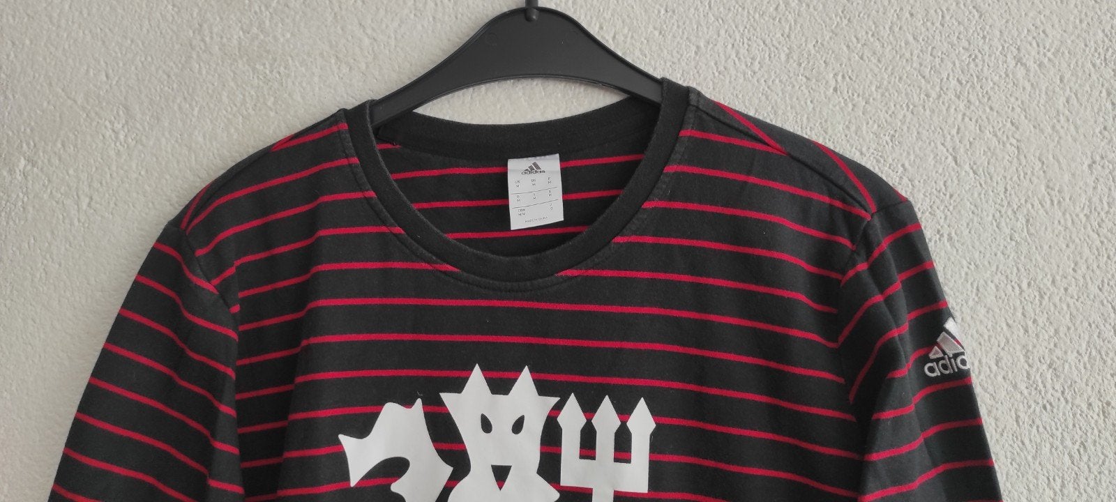 Adidas Manchester United gestreepte trui - Maat M, Kleding | Heren, Maat 48/50 (M), Zwart, Ophalen of Verzenden, Zo goed als nieuw