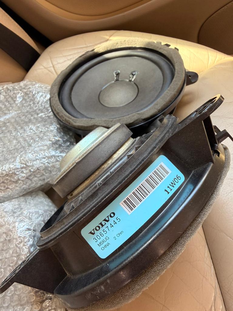 Volvo High Performance speakers | Gereviseerd en ZGAN, Ophalen of Verzenden, Zo goed als nieuw