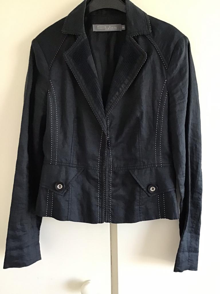 Zwart linnen jasje, S 36 Steps, €14 nieuw,, Kleding | Dames, Jasjes, Kostuums en Pakken, Ophalen of Verzenden, Zo goed als nieuw