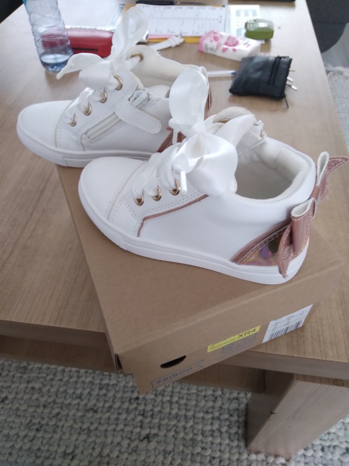 Friboo Meisjes Sneakers Wit met Roze Details en Lintveters, Meisje, Nieuw, Ophalen of Verzenden, Schoenen