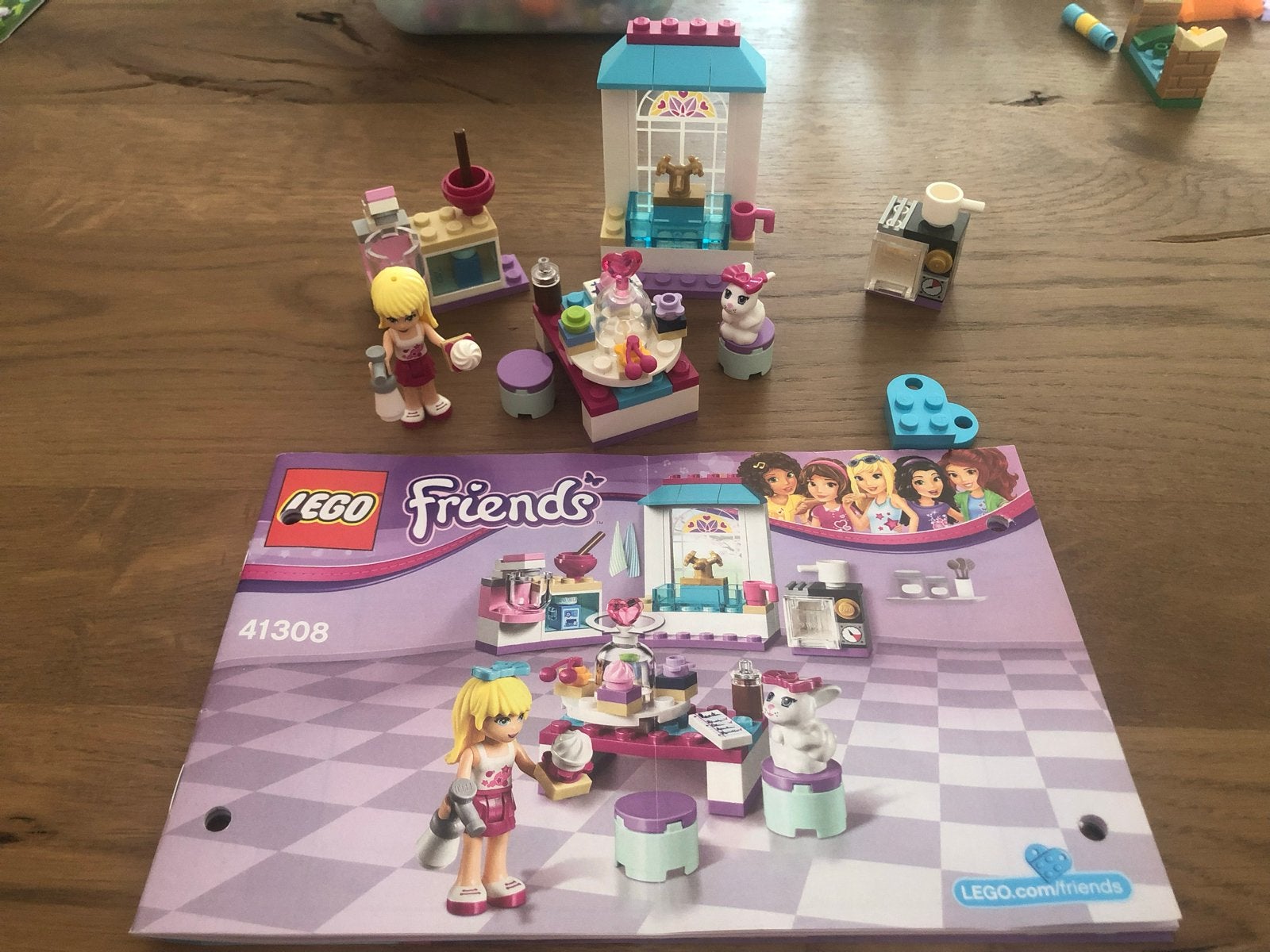 Lego Friends 41308 Stephanie's Creatieve Bakkerij, Ophalen of Verzenden, Zo goed als nieuw