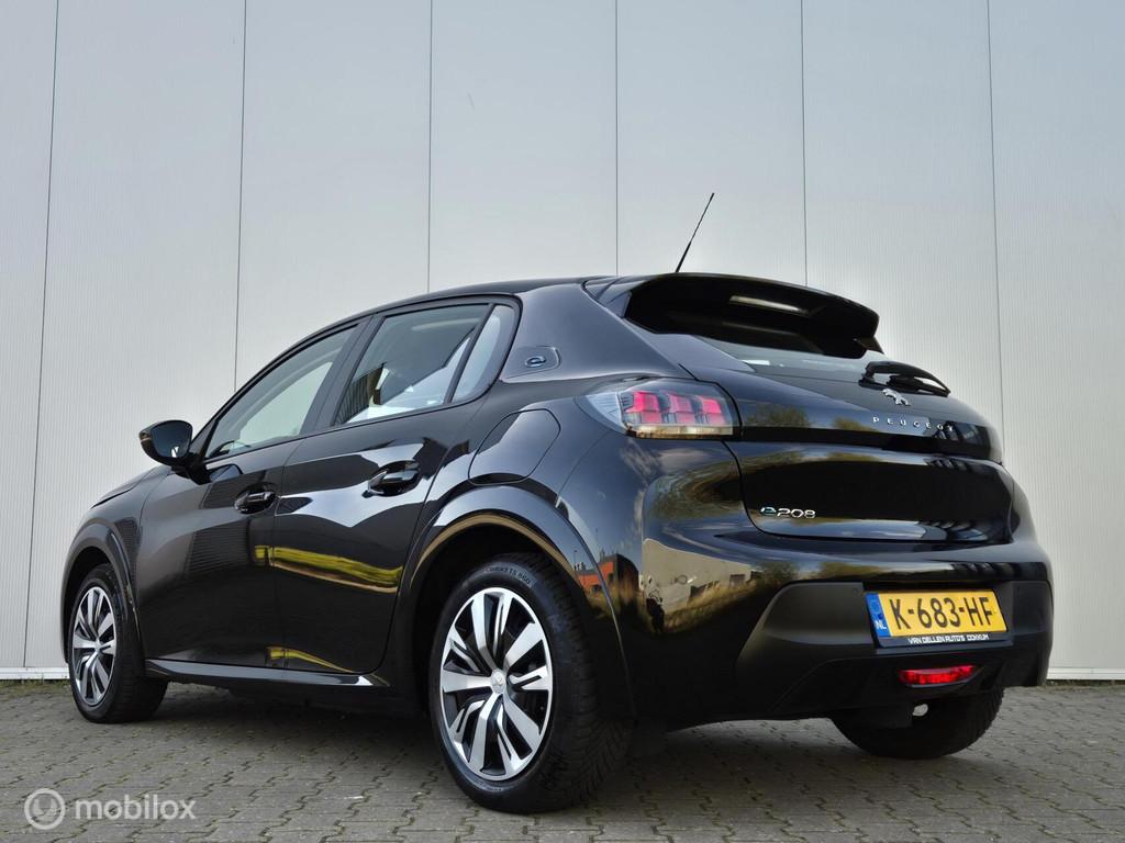 PEUGEOT E-208 EV ACTIVE 50 KWH/FULL LED/PDC/CARPLAY/NAVI/CLI, 136 pk, Gebruikt, Zwart, Origineel Nederlands