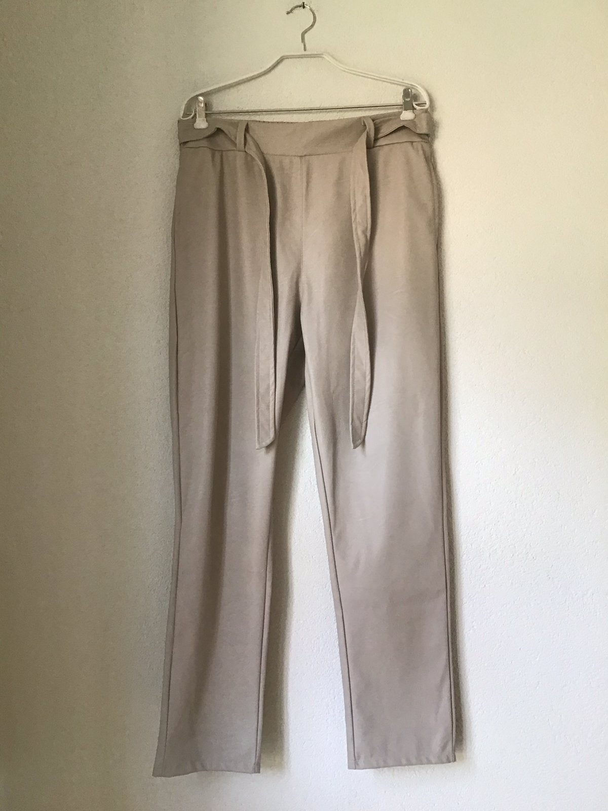 Nieuwe Pescara imitatie Leren Broek beige maat L, Kleding | Dames, Beige, Maat 42/44 (L), Nieuw, Ophalen of Verzenden