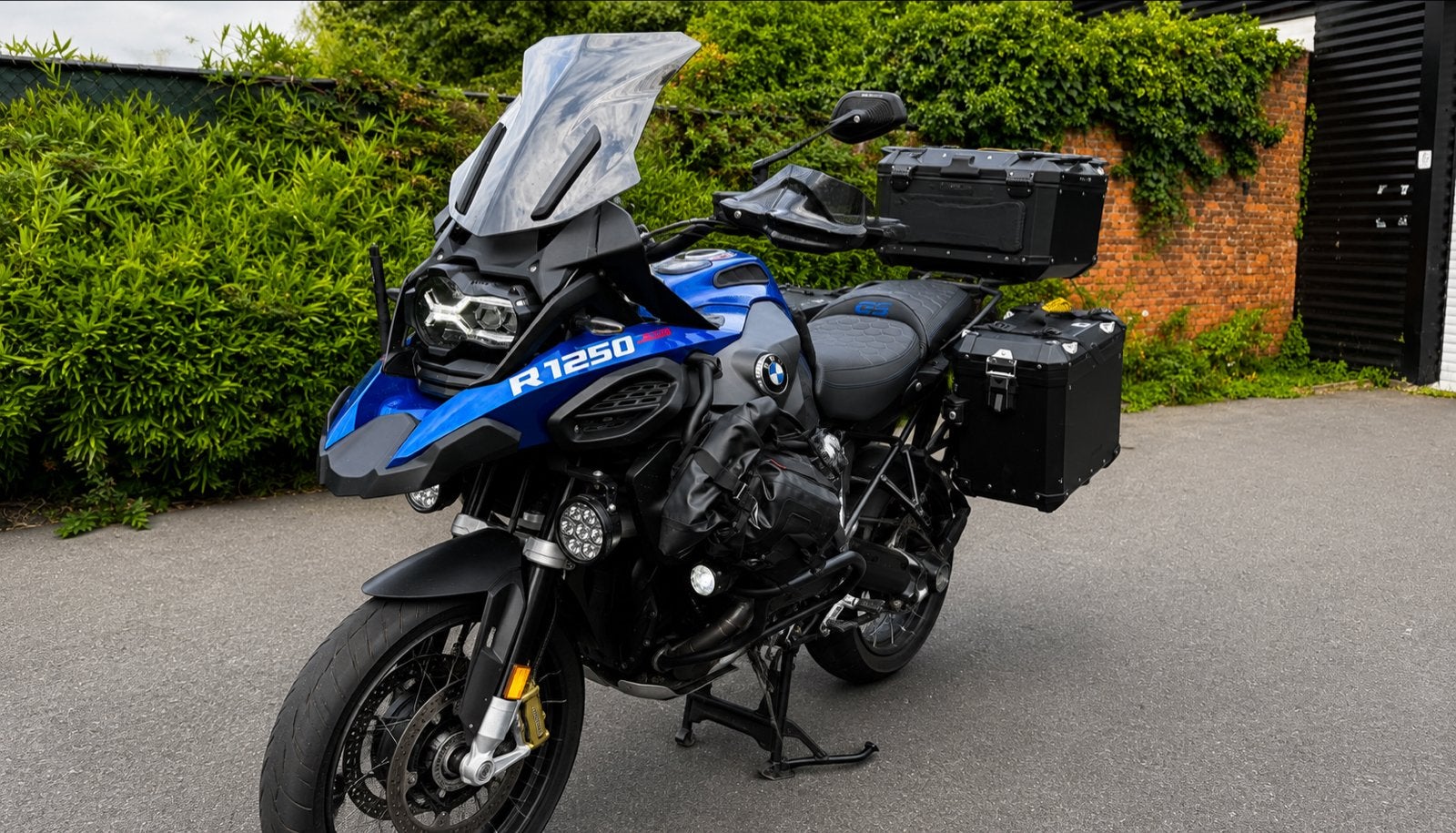 BMW R 1250 GS Adventure Rally e - Volledig Uitgerust, 2 cilinders, Handvatverwarming, 1249 cc, Motorrijbewijs A