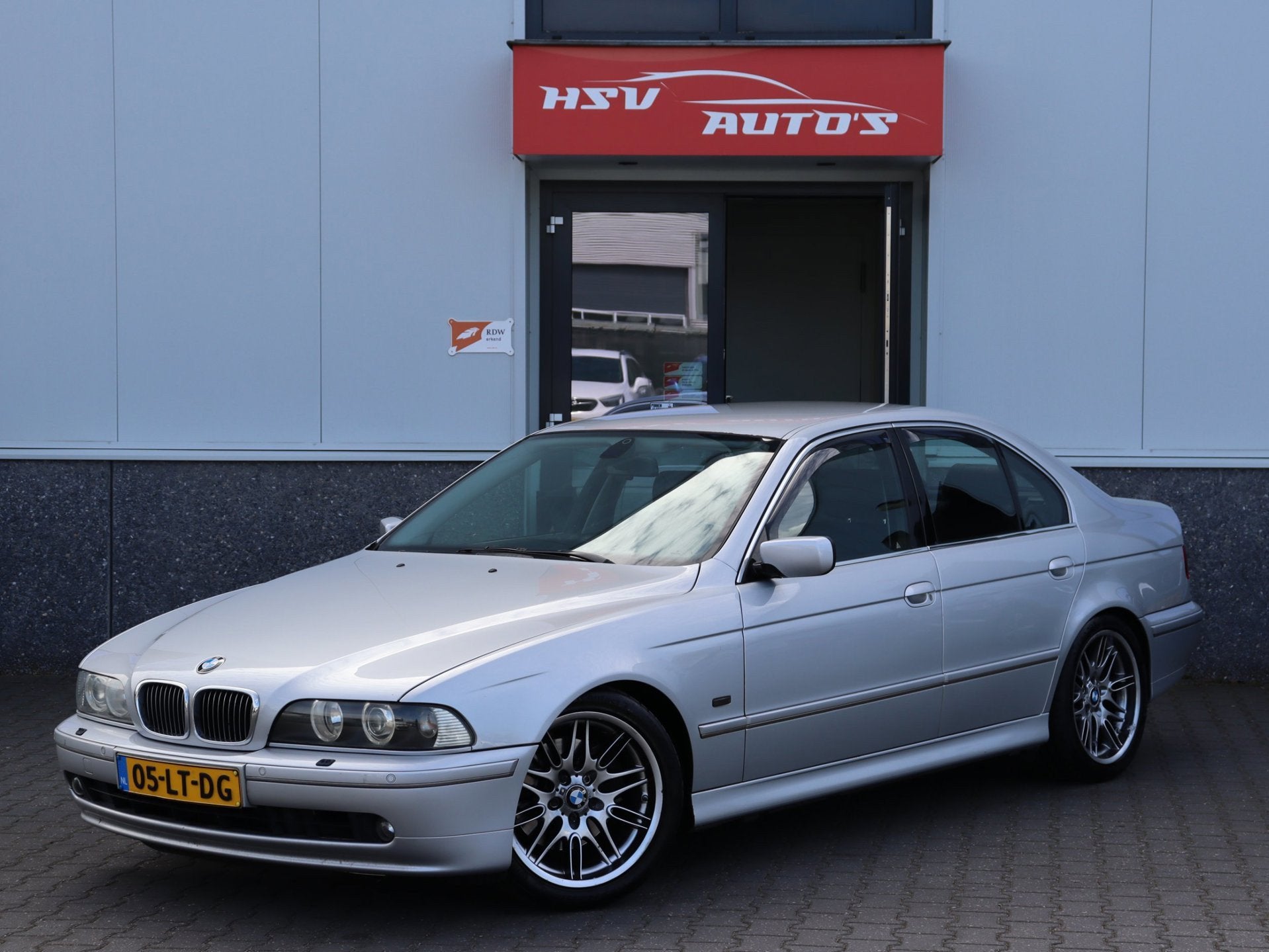 BMW 5-serie 530i Edition navi LEER automaat org NL, Auto's, Automaat, Achterwielaandrijving, Bedrijf, Sedan