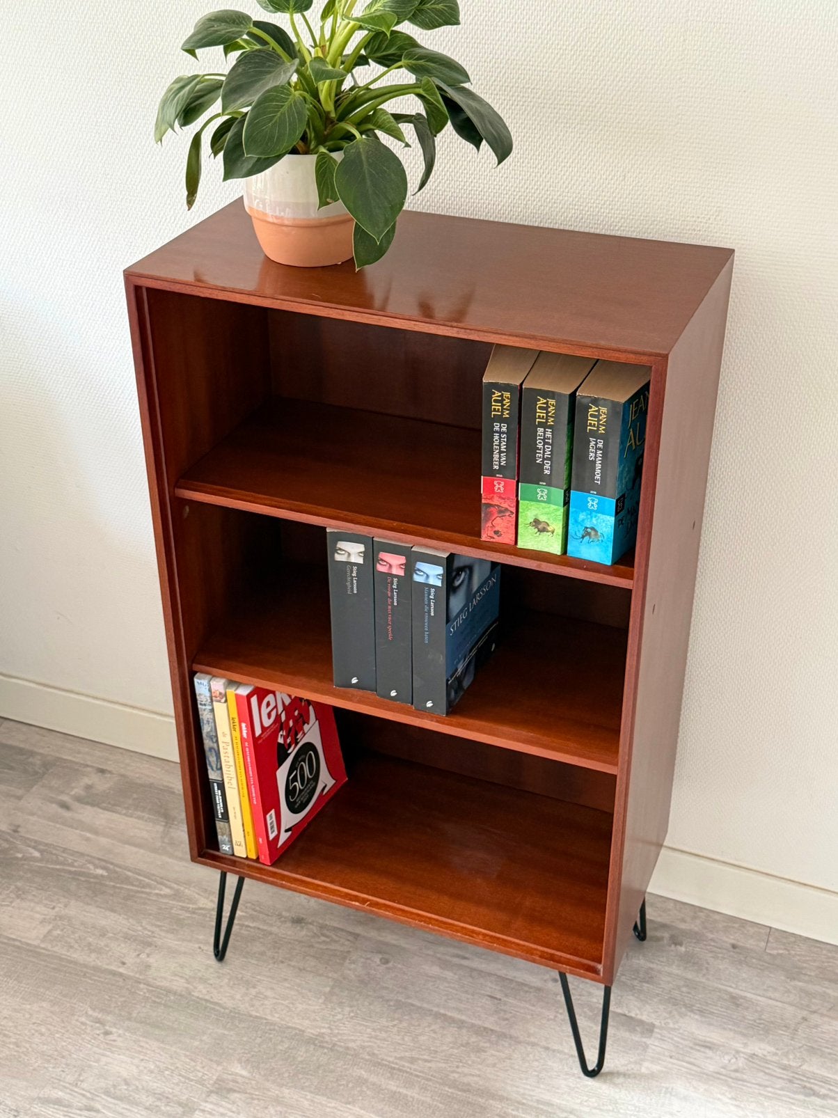 Vintage Formule Kempkes boekenkast | retro boekenkast |, Ophalen, Met plank(en), Gebruikt, Teakhout