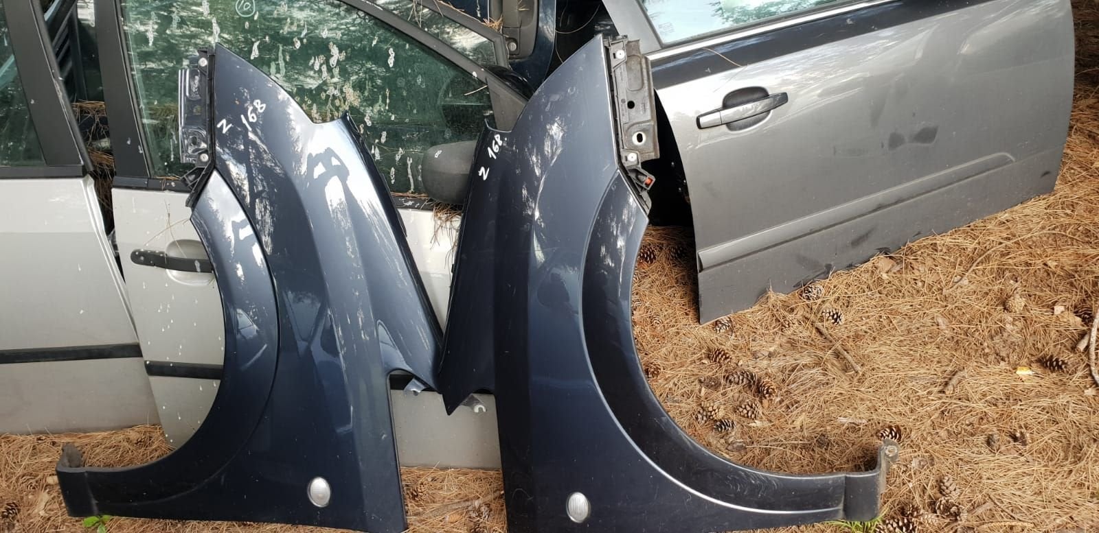 OPEL MERIVA VOORSCHERMEN CODE Z168  BJ 2004 TOT 2010, Auto-onderdelen, Carrosserie en Plaatwerk, Spatbord, Gebruikt, Ophalen of Verzenden