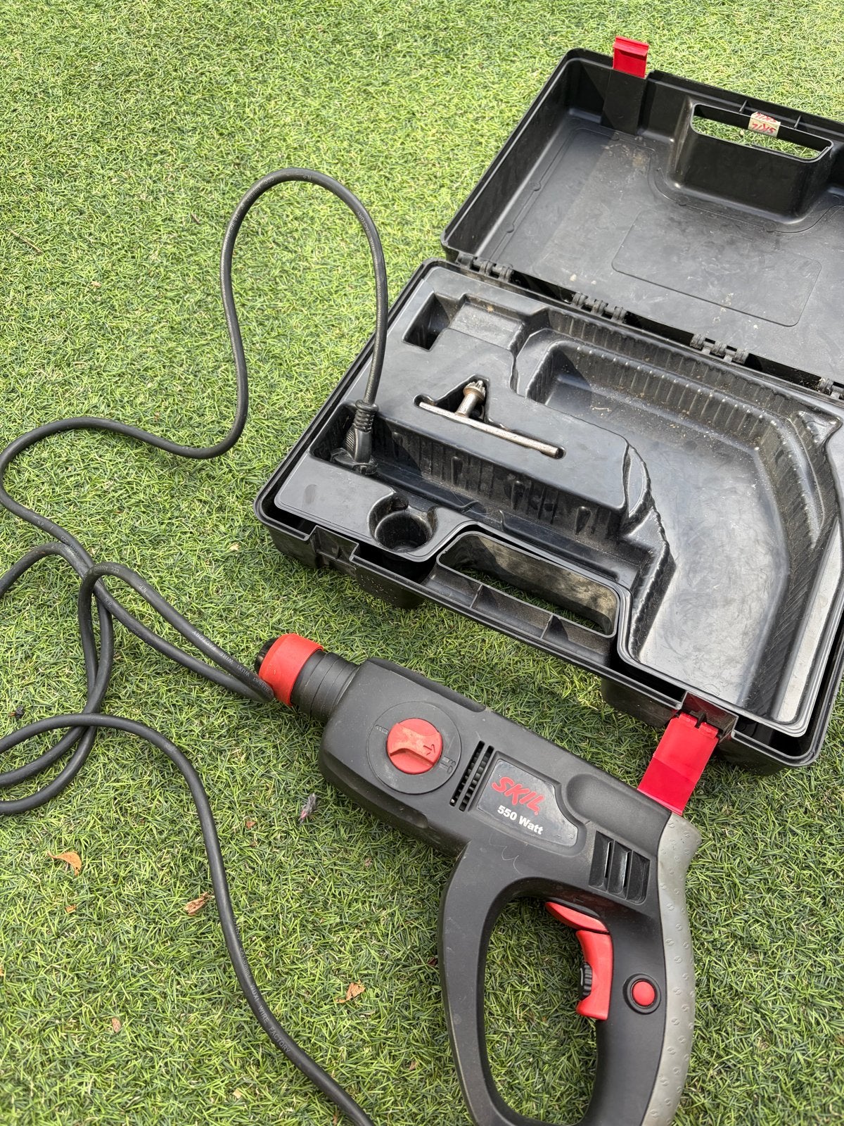 Skil Klopboor 550W (excl. boorkop), Doe-het-zelf en Verbouw, Gebruikt, Klopboormechanisme, 400 tot 600 watt, Ophalen