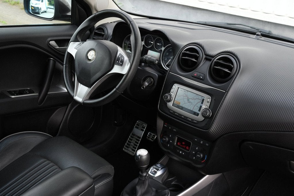 Alfa Romeo MiTo 0.9 TwinAir Exclusive CRUISE|LEDER|PDC, Voorwielaandrijving, Gebruikt, Met garantie (alle), 100 pk