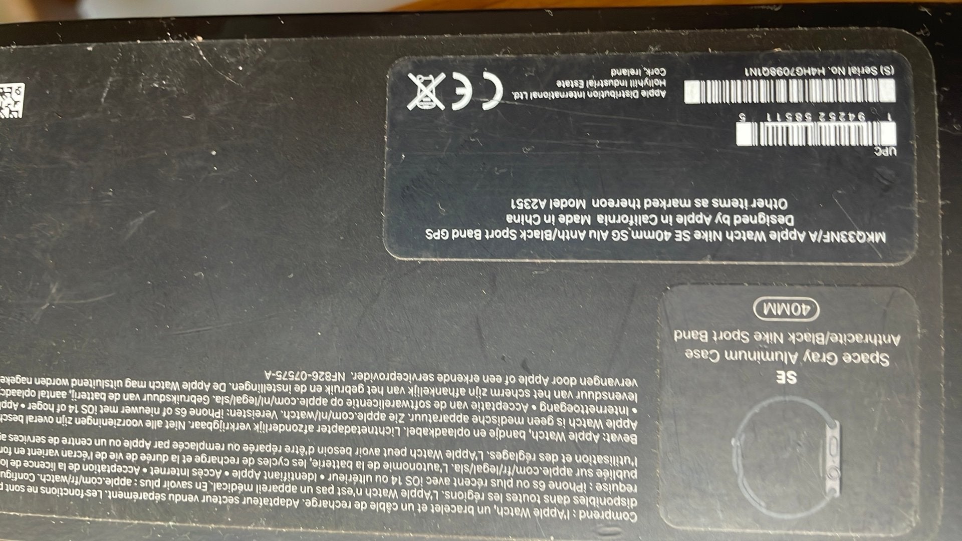 Apple watch Nike SE 40mm GPS, Gebruikt, Zwart, Ophalen of Verzenden, Waterdicht