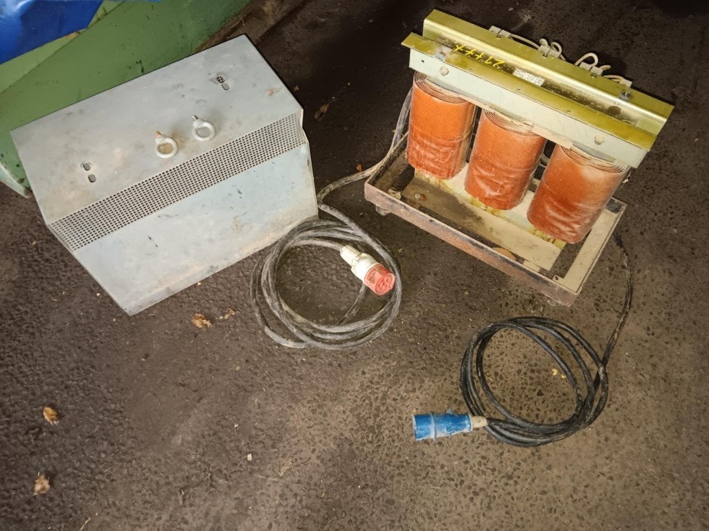 Elektrisch transformator 25 KVA, Ophalen of Verzenden, Kabel of Snoer