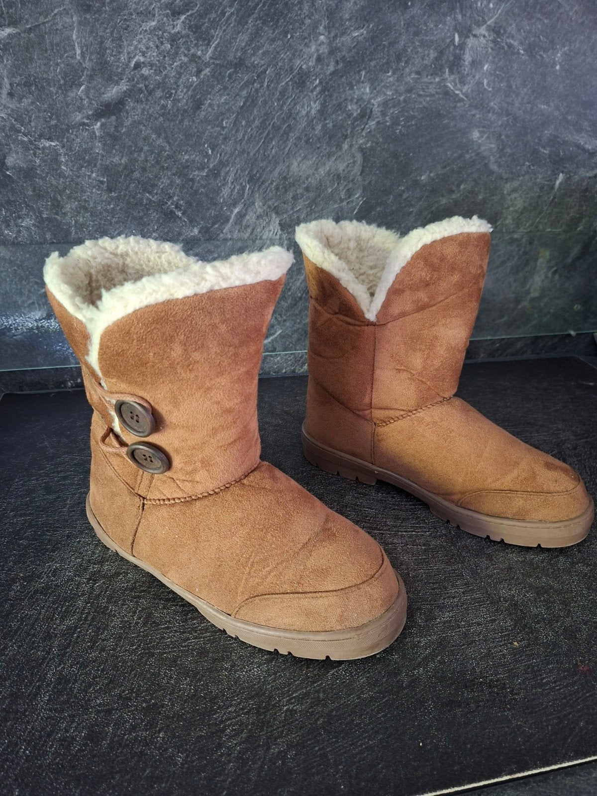 Suède look enkellaarsjes, Ophalen, Bruin, Gedragen, Ella