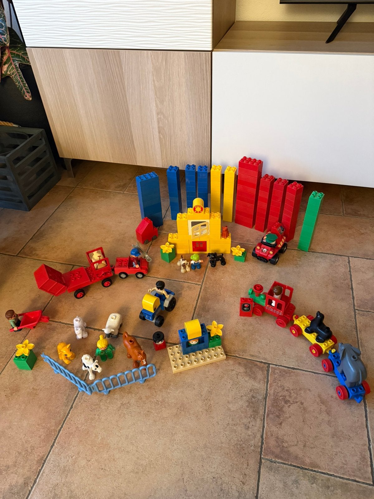 Family farm and train Lego duplo all round set, Ophalen of Verzenden, Gebruikt, Duplo