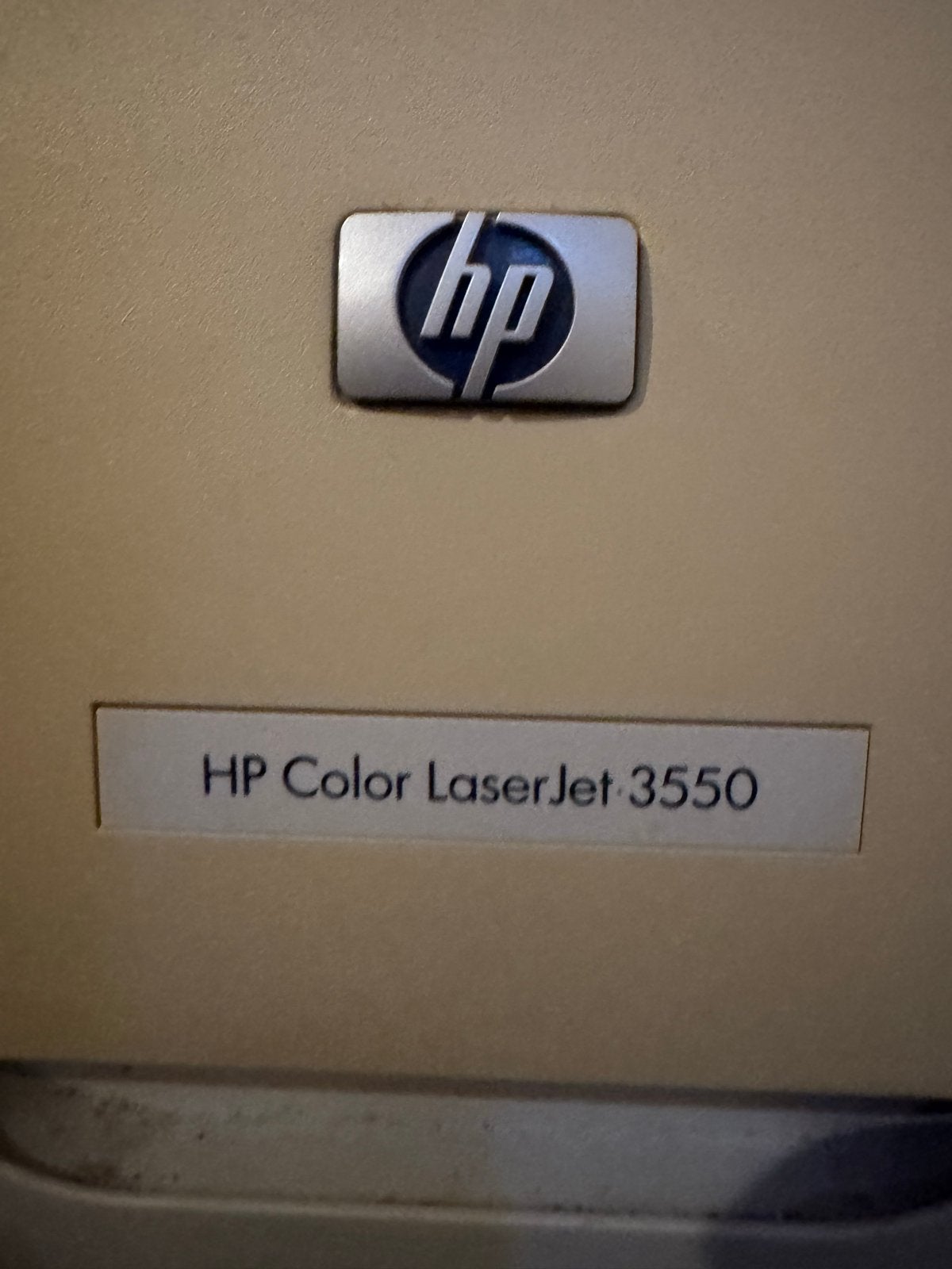 Oudere HP Color LaserJet 3550 printer voor onderdelen, Computers en Software, Printers, Ophalen, Printer, Kleur printen, Niet werkend
