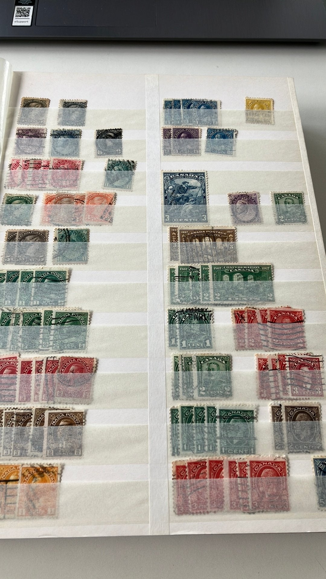 Canada 38 pag klassiek en modern, Postzegels en Munten, Postzegels | Volle albums en Verzamelingen, Ophalen of Verzenden, Buitenland