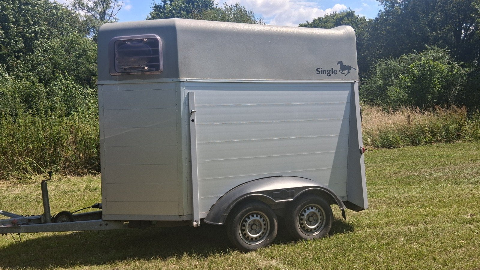 1.5 paardstrailer ( opnieuw opgebouwd), Ophalen, Zo goed als nieuw, Aluminium, 1½-paards trailer