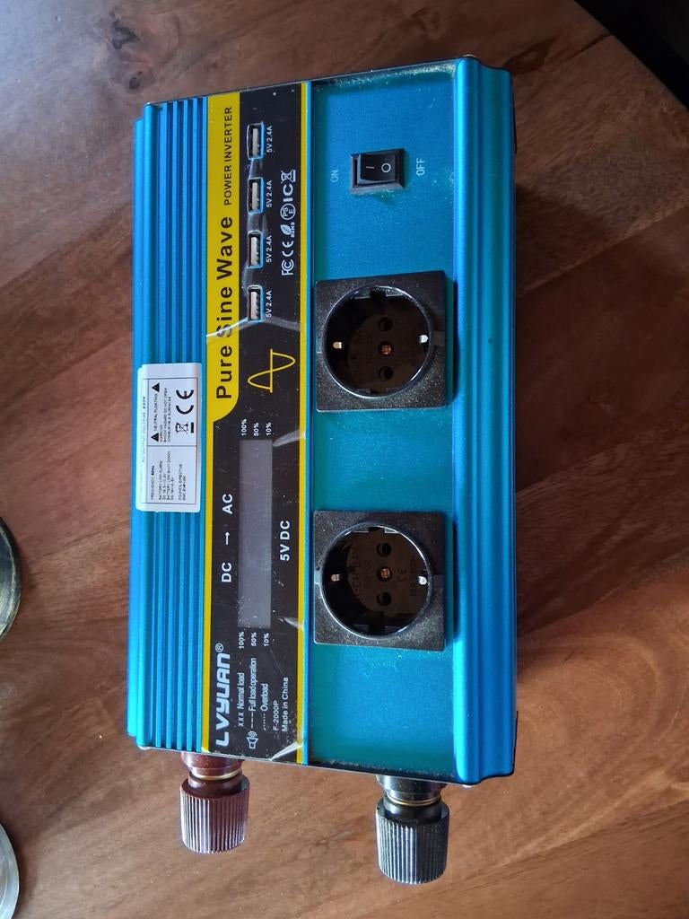 Pure sinus omvormer 24 volt, 4000 watt met afstand bediening, Ophalen