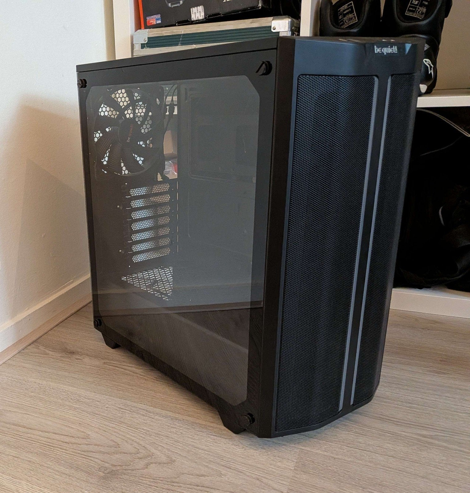 Be Quiet! pure Base 500DX met 5x be Quiet fans, Computers en Software, Ophalen