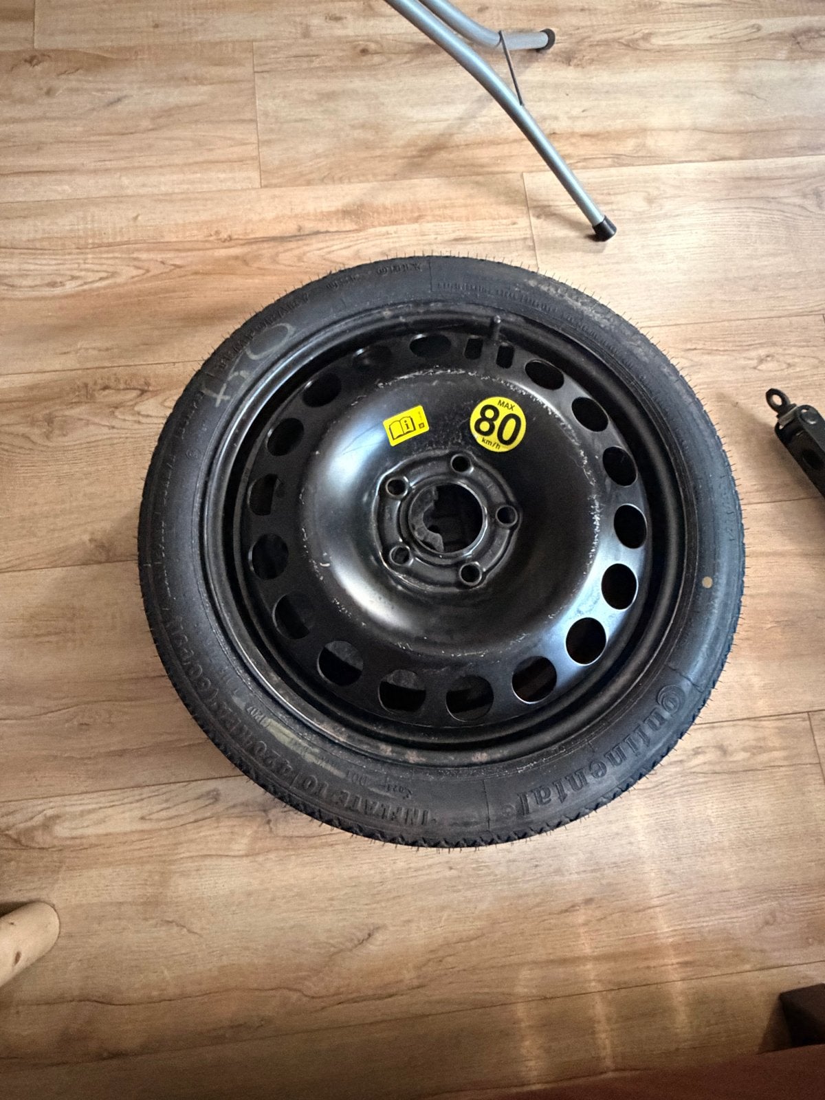 Opel astra thuiskomer met krik en gereedschap, Ophalen of Verzenden, Gebruikt