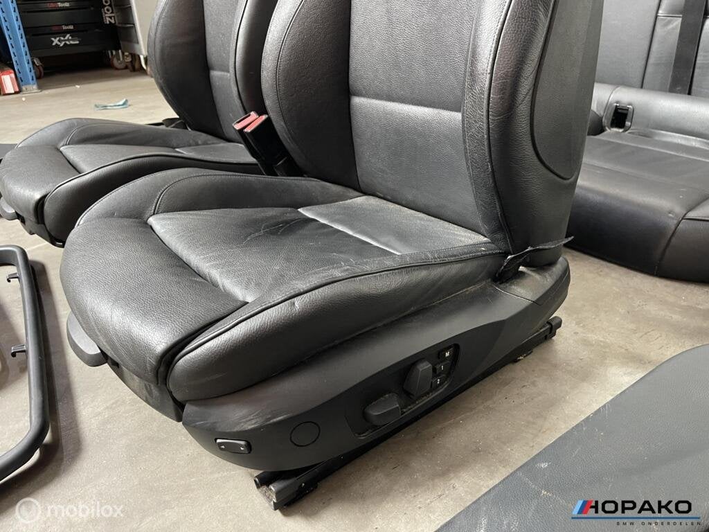 BMW E91 3 serie Interieur zwart leder VERWARMD + elektrisch, Auto-onderdelen, Gebruikt, Einsteinlaan 5 rijswijk, Bmw, Ophalen of Verzenden