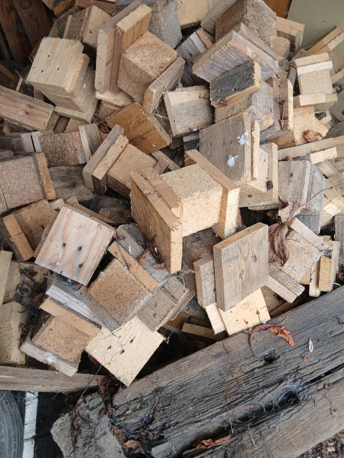 Pallet Blokken, Minder dan 3 m³, Ophalen