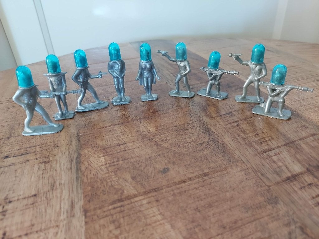9x Vintage Thunderbirds / Linde Astronauten + Blauwe Helm, Ophalen of Verzenden, Zo goed als nieuw