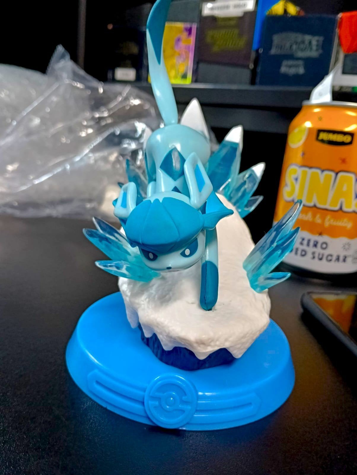 Pokémon Glaceon figuur - IJstype Eevee evolutie, Verzamelen, Poppetjes en Figuurtjes, Ophalen of Verzenden, Zo goed als nieuw