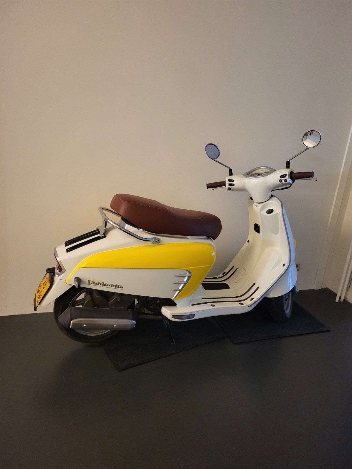 Lambretta LN125 - Stijlvolle Scooter met Lage Kilometerstand, Particulier, Scooter