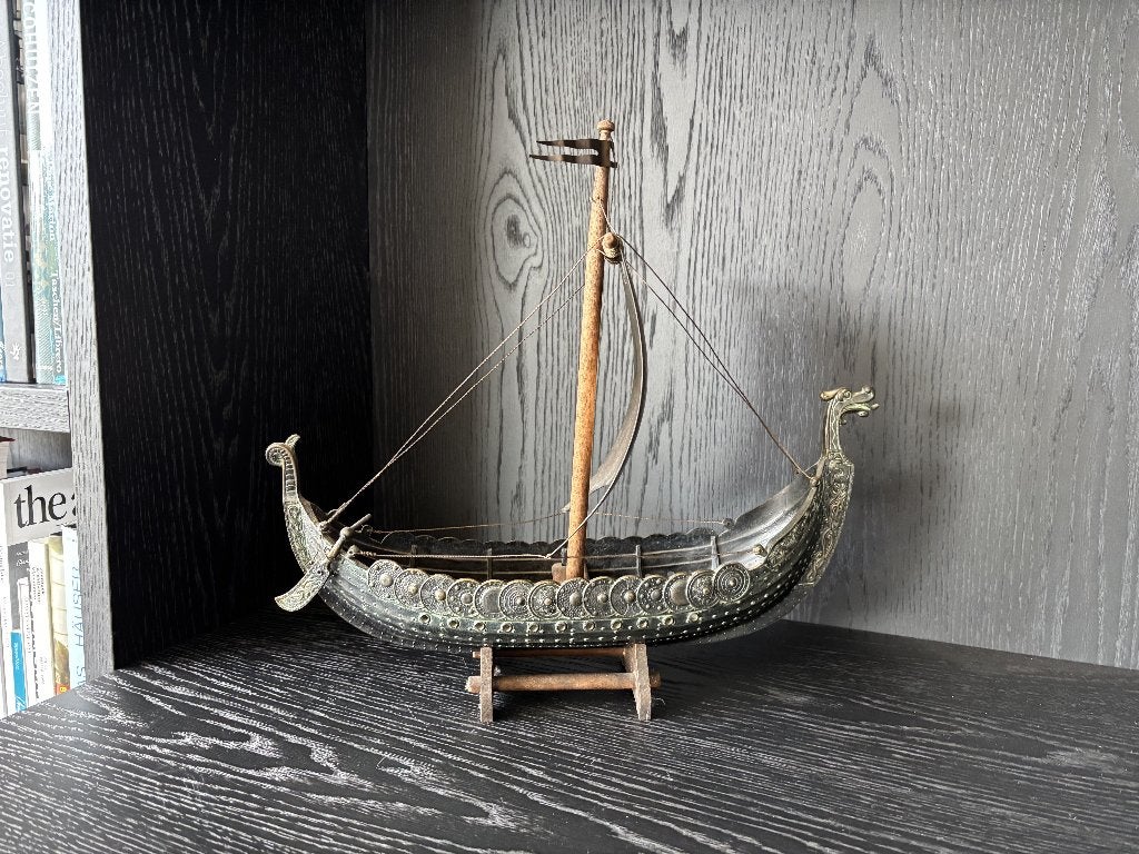 Vintage decoratief Vikingschip – houten modelboot, Hobby en Vrije tijd, Ophalen of Verzenden, Gebruikt, Groter dan 1:32, Overige merken