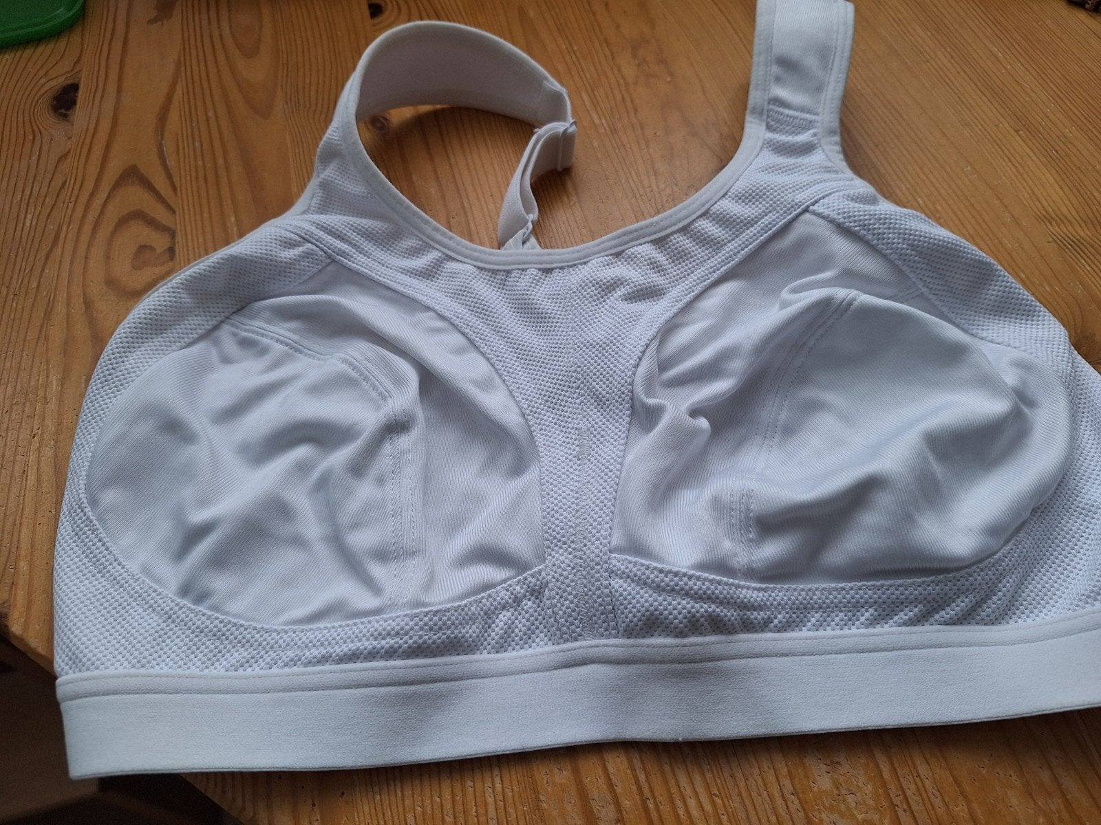 Hema Sportbeha Wit - Maat 85B / UK 38B, Kleding | Dames, Maat 38/40 (M), Wit, Ophalen of Verzenden, Hema