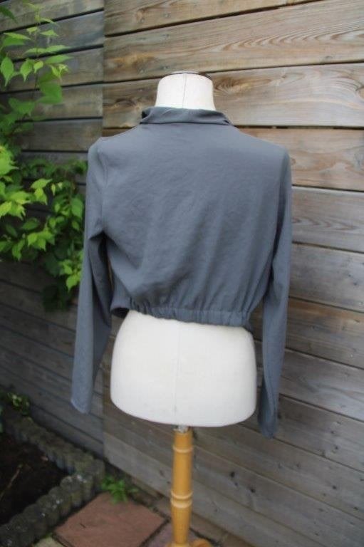 Jasje grijs Sarah Pacini mt S/M Vaste prijs AANBIEDING, Maat 38/40 (M), Sarah Pacini, Ophalen of Verzenden, Zo goed als nieuw