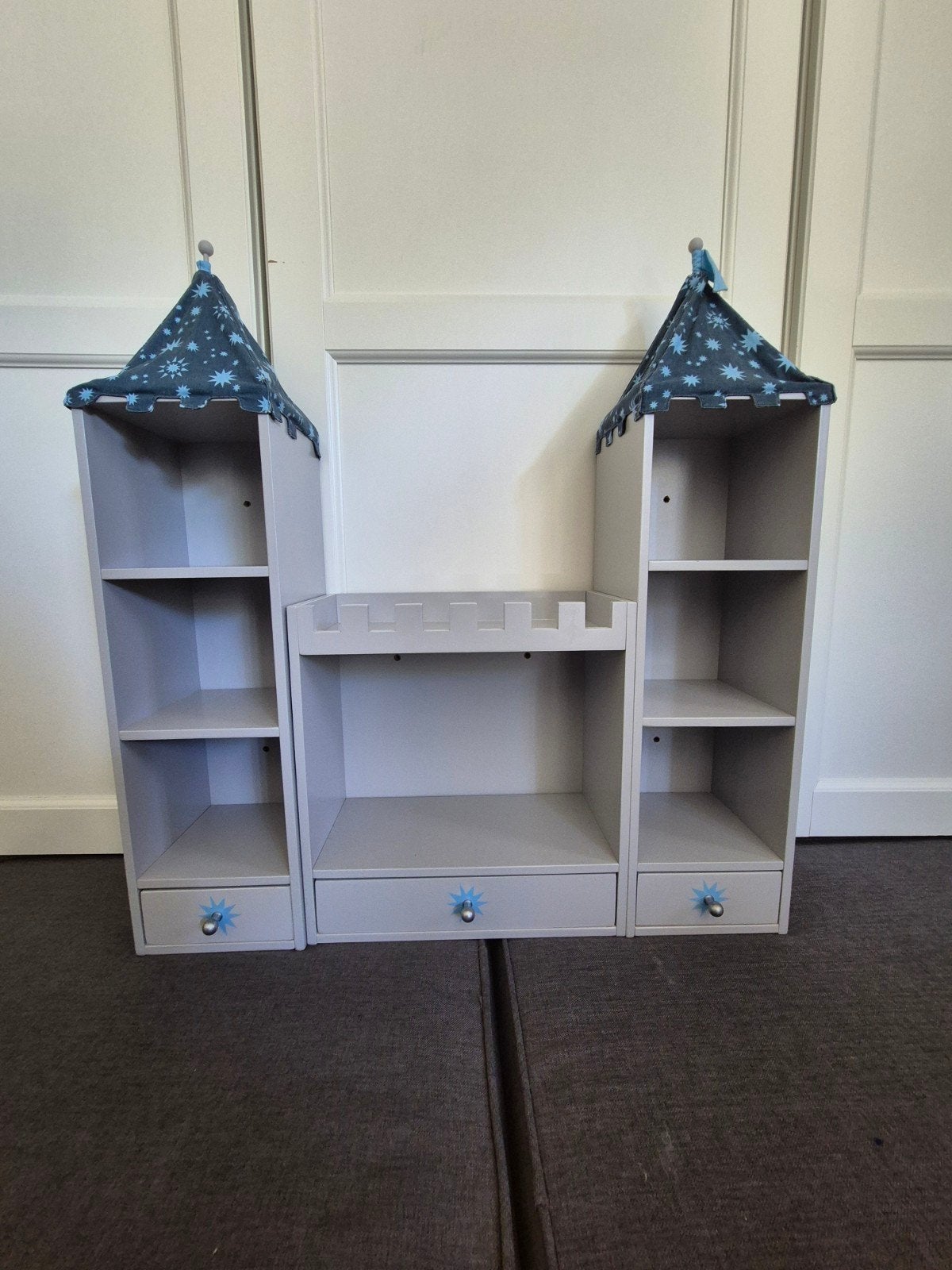 Ikea wandplank muurkastjes Ridder thema, Ophalen, Gebruikt, Wanddecoratie, Ophangbaar