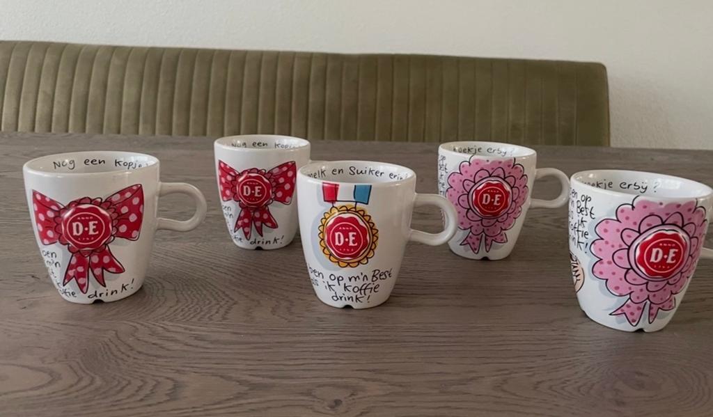 Douwe Egberts - Blond Amsterdam koffiekopjes - set van 5, Huis en Inrichting, Keuken | Servies, Gebruikt, Blond Amsterdam, Ophalen of Verzenden