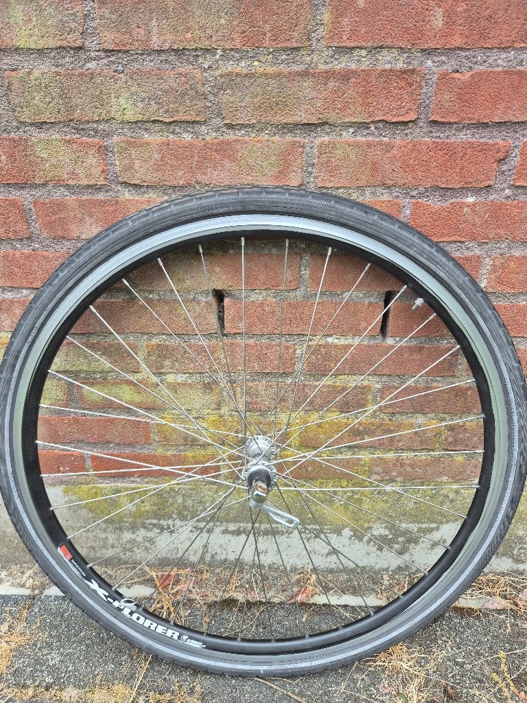 Voorwiel 28 inch 622x19 met snelspanner, Ophalen of Verzenden, Wiel, Aluminium