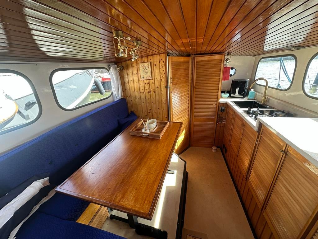 Weekendkruiser 10m -Compleet gerenoveerd ligplaats Amsterdam, Ophalen, Motorboot