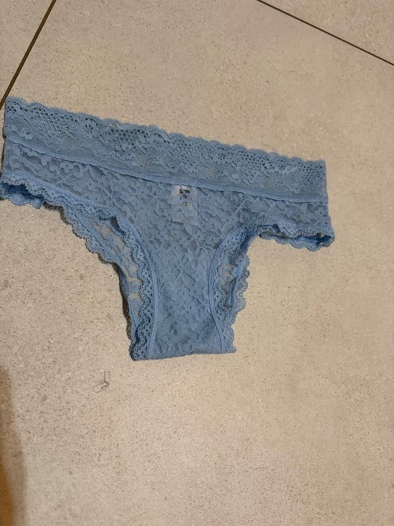 Hema Kanten Slipje - Lichtblauw - Maat XS, Kleding | Dames, Ondergoed en Lingerie, Ophalen of Verzenden, Blauw, Slip