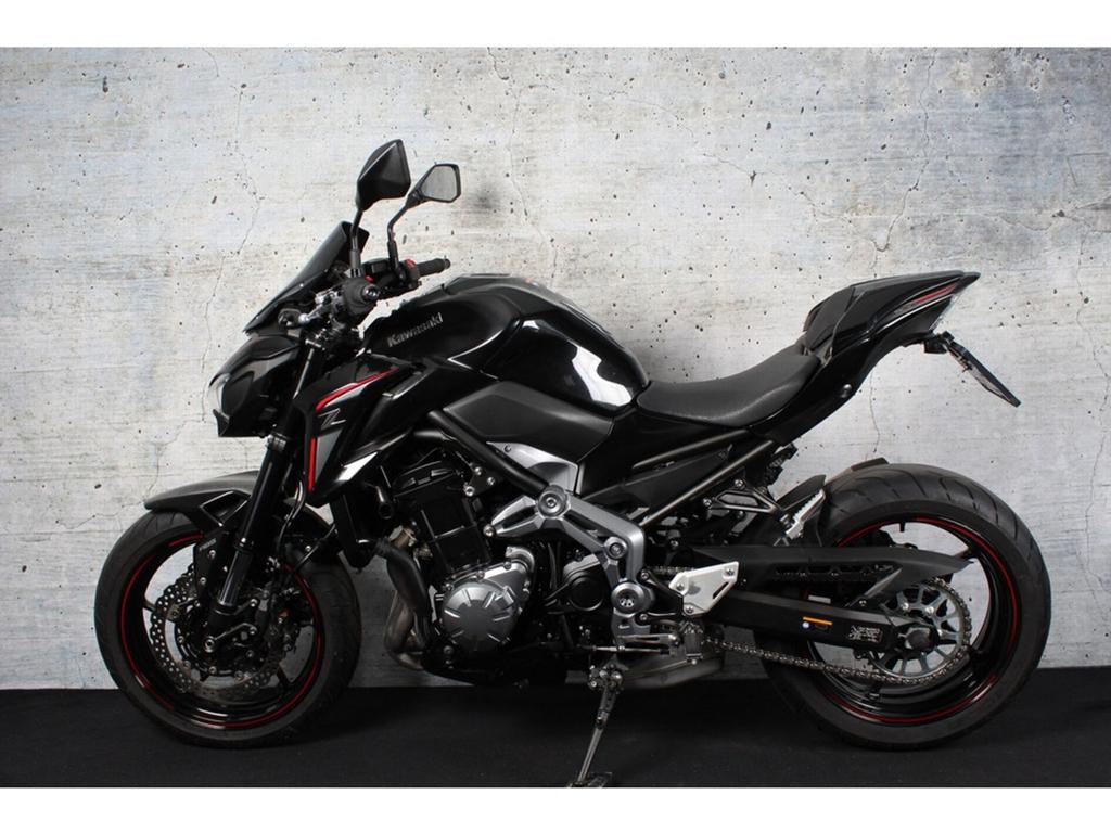 Kawasaki Z 900 Performance Akrapovic - BTW-motor, 4 cilinders, Motorrijbewijs A, 948 cc, Bedrijf