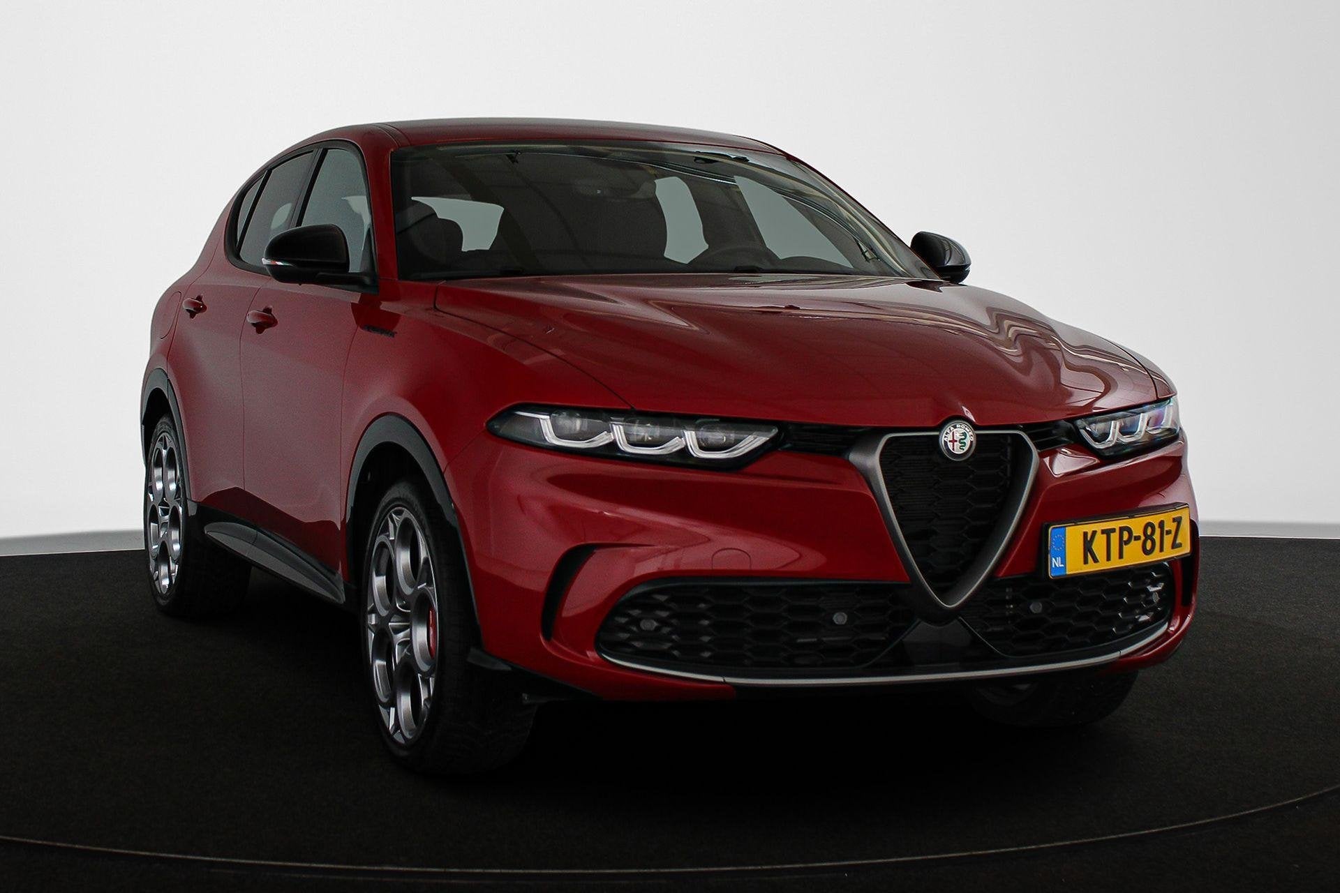 Alfa Romeo Tonale 1.3T PHEV Edizione Speciale Stuur/Stoelver, Auto's, Automaat, 4 cilinders, 700 kg, Alcantara
