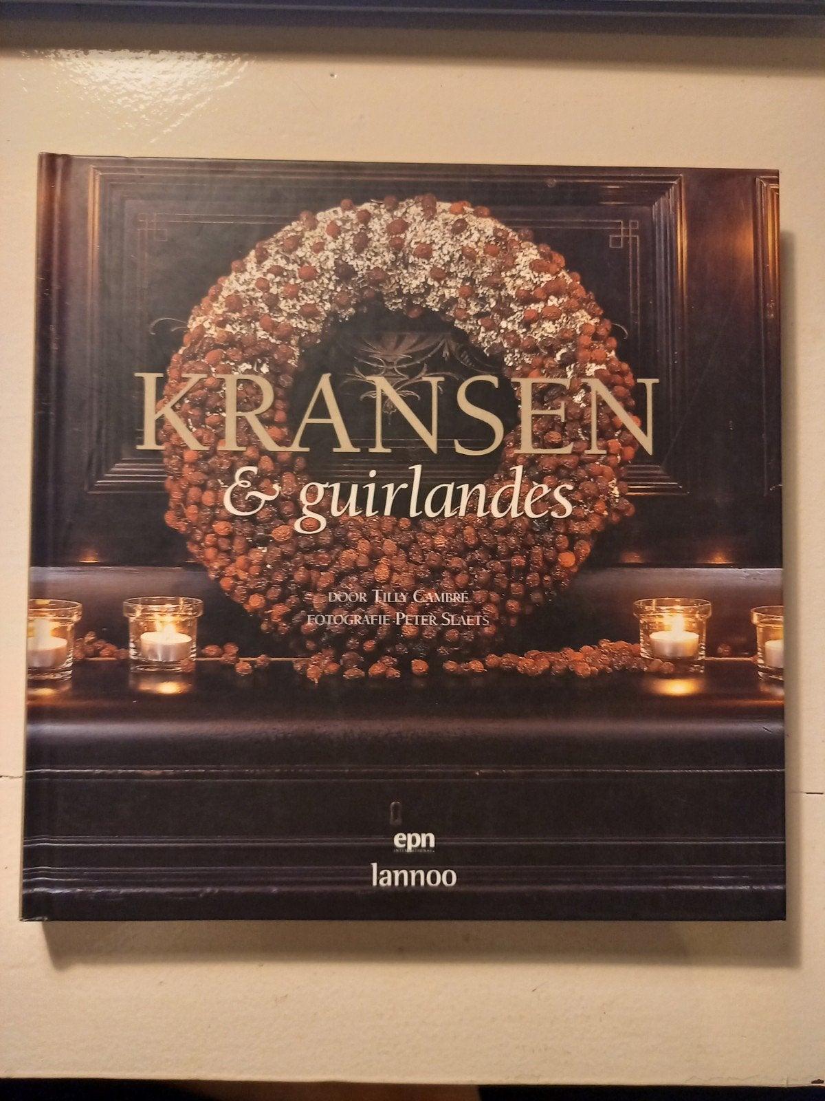 g5 Kransen & Guirlandes - Inspiratie voor bloemschikken, Ophalen of Verzenden, Zo goed als nieuw, Overige onderwerpen, Tilly Cambré