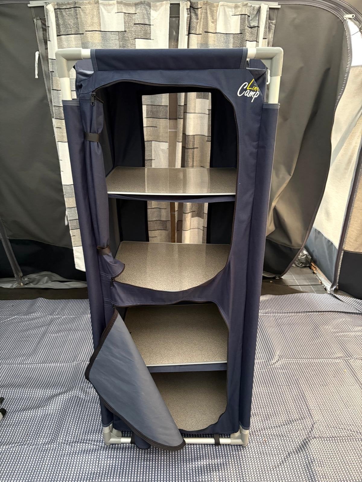 Hoge camping kast - Camp Line, Ophalen, Gebruikt