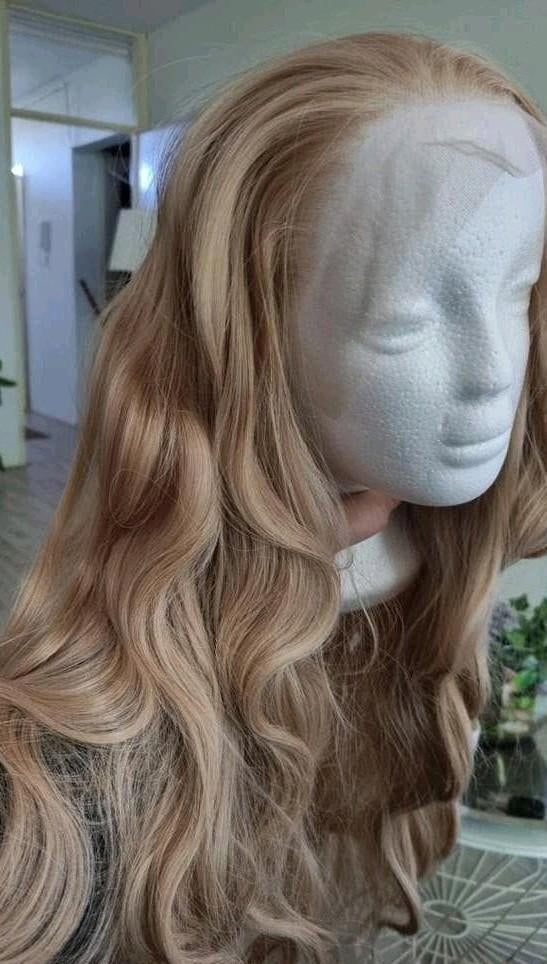 Blonde lace-wig. De laatste., Ophalen of Verzenden, Nieuw, Pruik of Haarverlenging